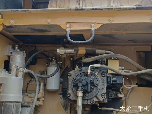 三一重工 SY375H 挖掘机