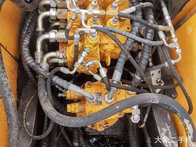 三一重工 SY135C-8 挖掘机