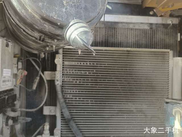 临工金利 LG680BM 挖掘机