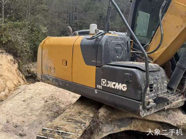 徐工 XE135D 挖掘机