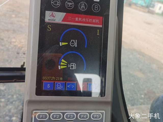 三一重工 SY285C 挖掘机