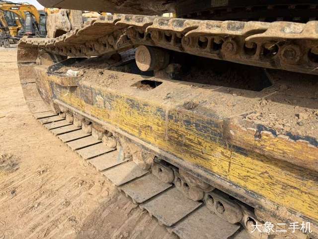 徐工 XE135D 挖掘机