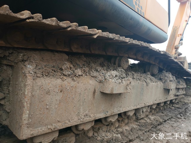 三一重工 SY235C-9 挖掘机