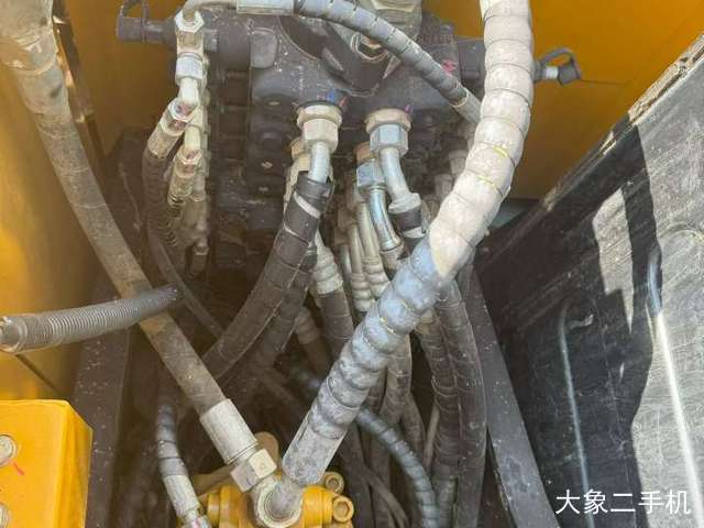 三一重工 SY75C-10 挖掘机