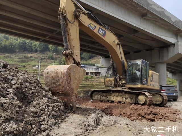 卡特彼勒 336D2 GC - 中国 NR III 挖掘机