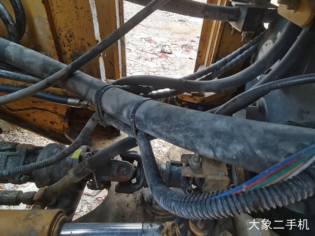 龙工 LG833N高卸王（国三） 装载机