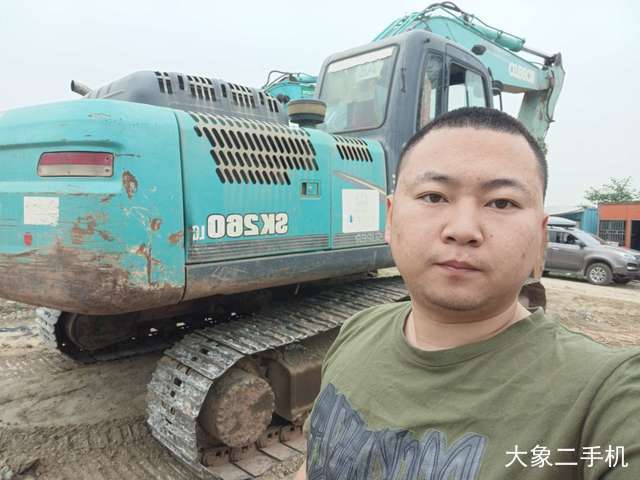 神钢 SK260LC-8 挖掘机