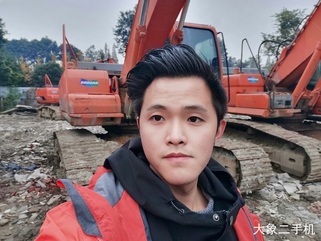 斗山 DH220LC-9E 挖掘机