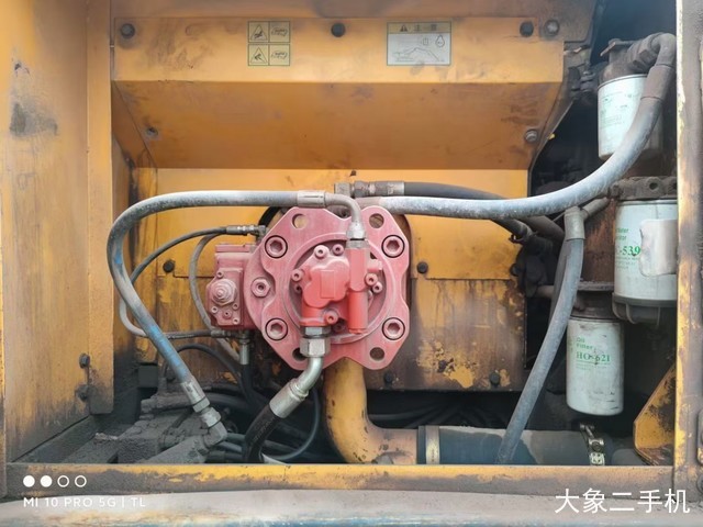 现代 R225LC-7 挖掘机