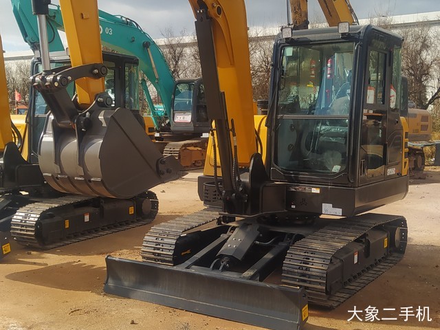 三一重工 SY55C 挖掘机