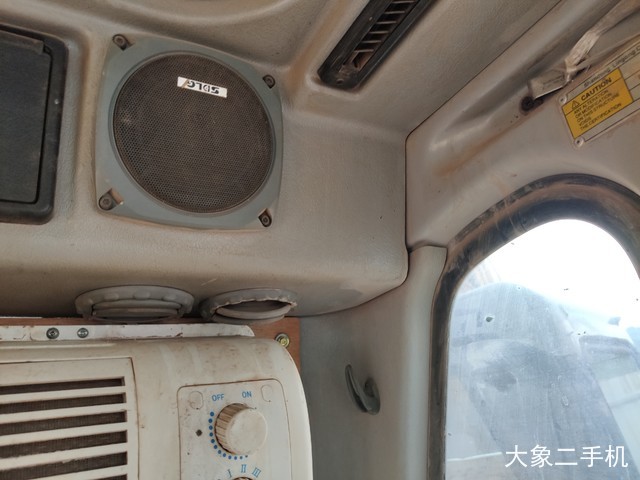 山东临工 LG6150 挖掘机