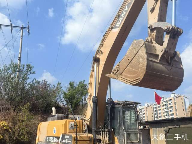 三一重工 SY485H-10 挖掘机