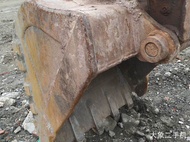 三一重工 SY135C 挖掘机