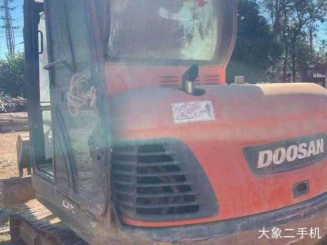 斗山 DX55-9C 挖掘机