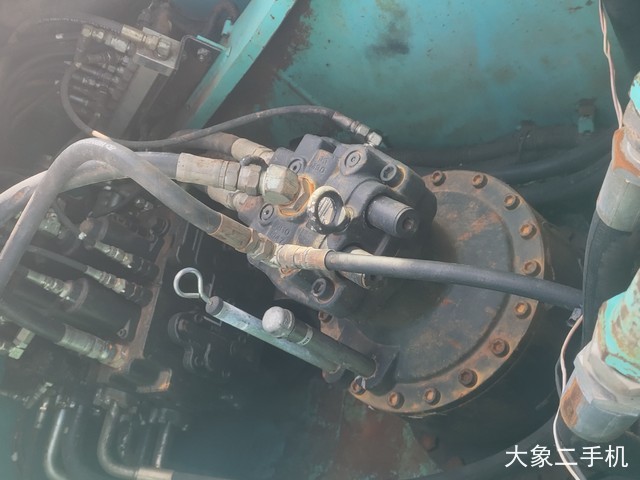 神钢 SK260LC-8 挖掘机