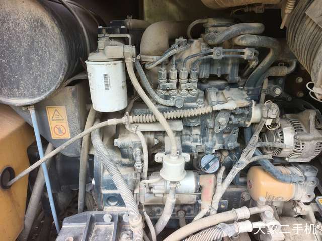 徐工 XE75D 挖掘机