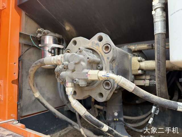 斗山 DH220LC-7 挖掘机