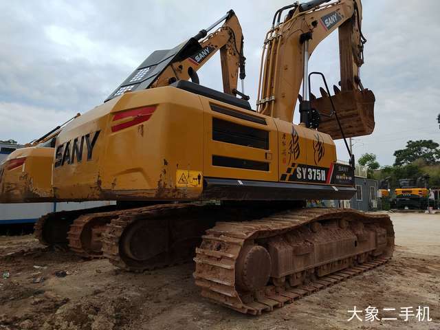 三一重工 SY375H 挖掘机