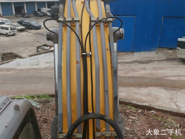 徐工 XE135B 挖掘机