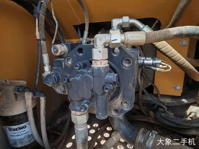 徐工 XE135D 挖掘机