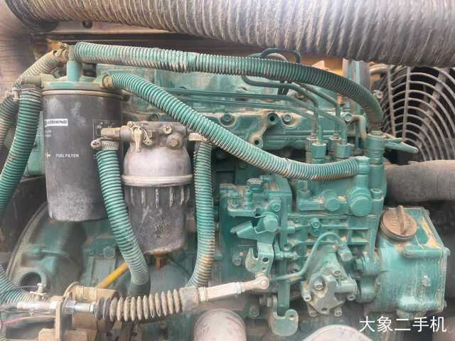 沃尔沃 EC80D 挖掘机