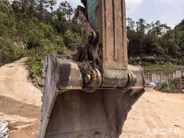 神钢 SK350LC-8 挖掘机