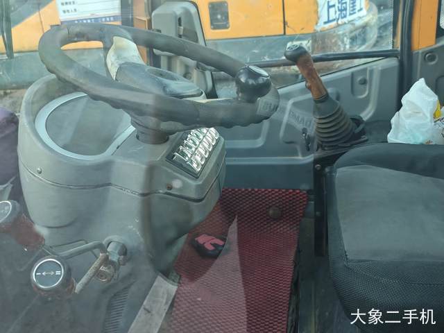 新源 XY75W-8 挖掘机