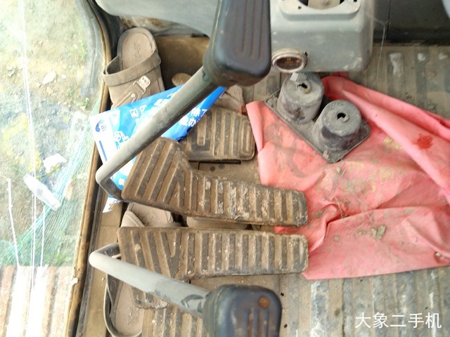 三一重工 SY225C 挖掘机