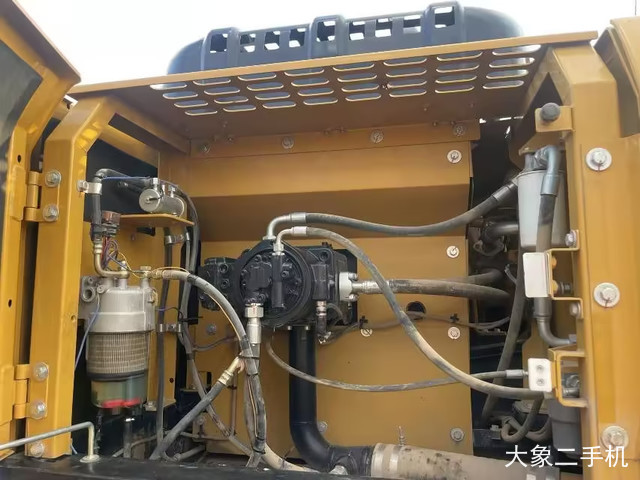 三一重工 SY245H 挖掘机