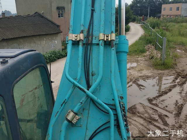 神钢 SK330-8 挖掘机