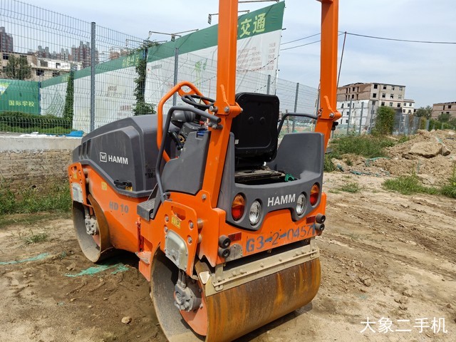 悍马 HD10VV 压路机