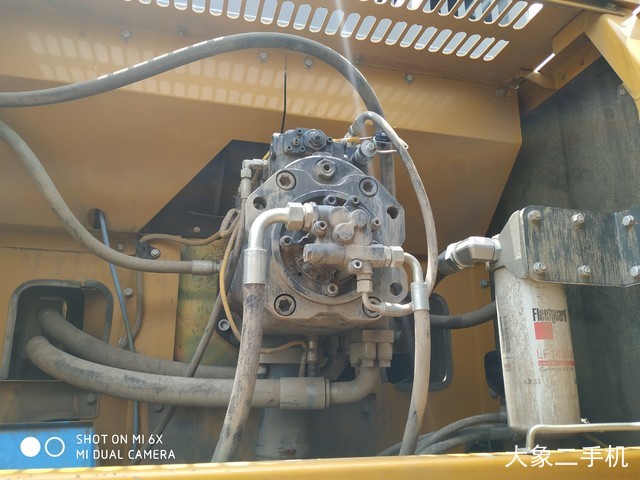 徐工 XE470D 挖掘机