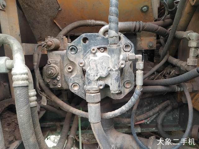 三一重工 SY135C 挖掘机
