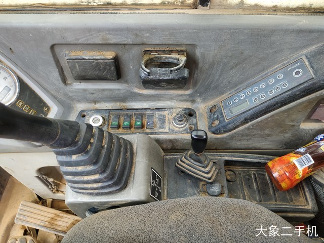 现代 R60-7 挖掘机
