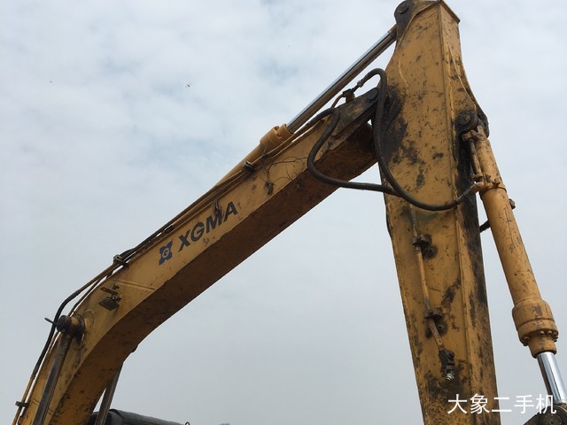 厦工 XG815LC 挖掘机