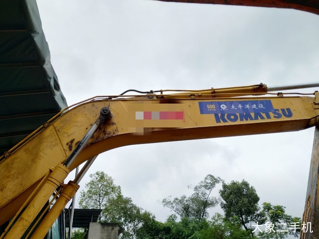 小松 PC240LC-8 挖掘机