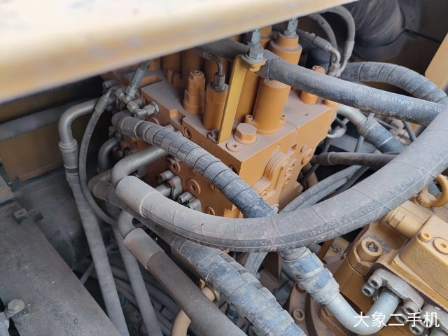 三一重工 SY305H 挖掘机