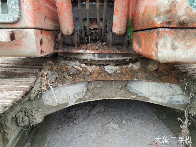 斗山 DX150LC 挖掘机