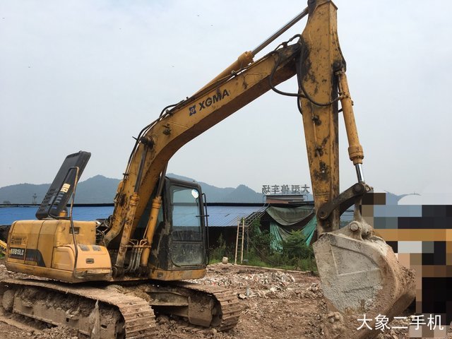 厦工 XG815LC 挖掘机