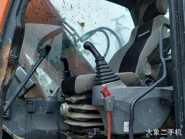 斗山 DX150LC 挖掘机