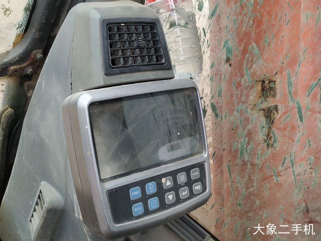 斗山 DX150LC 挖掘机