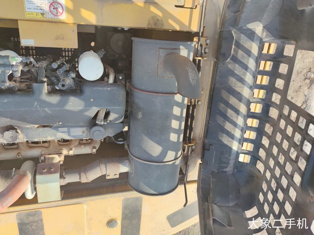 三一重工 SY305H 挖掘机