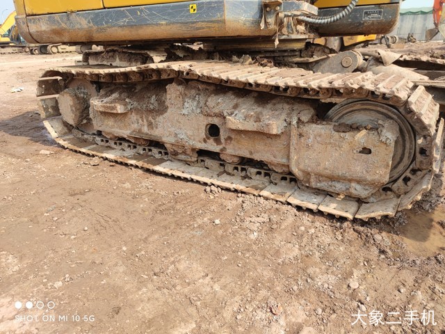 徐工 XE75D 挖掘机