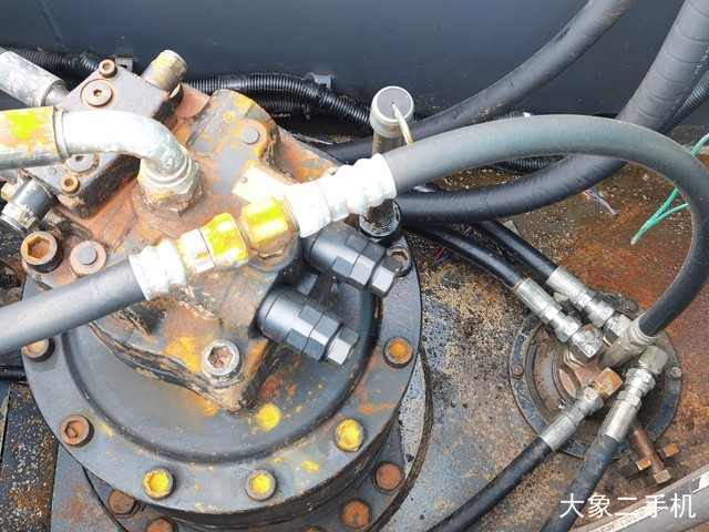 神钢 SK350LC-8 挖掘机