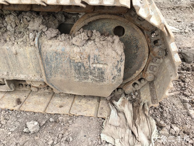 徐工 XE135B 挖掘机