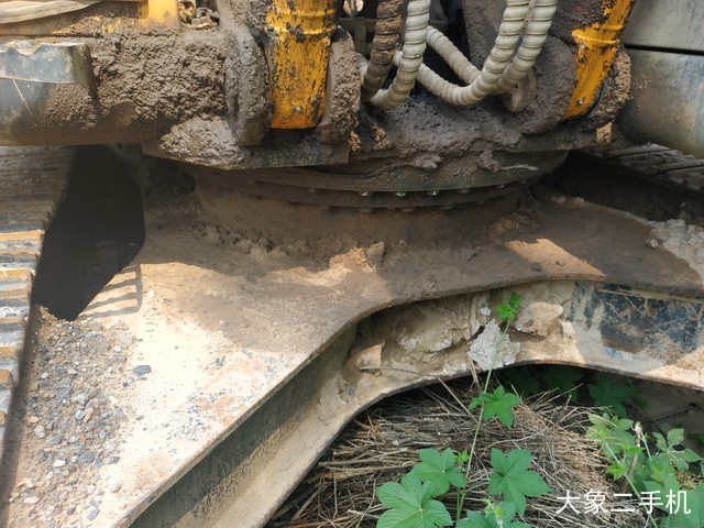 现代 R225LC-7 挖掘机