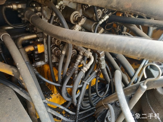 加藤 HD1023 挖掘机