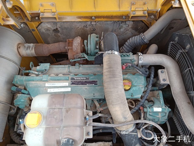 沃尔沃 EC250D 挖掘机