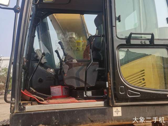 三一重工 SY285C 挖掘机