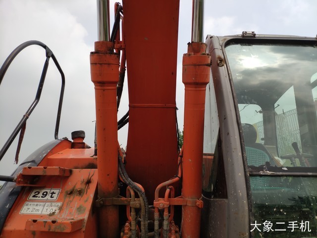 日立 ZX135US 挖掘机